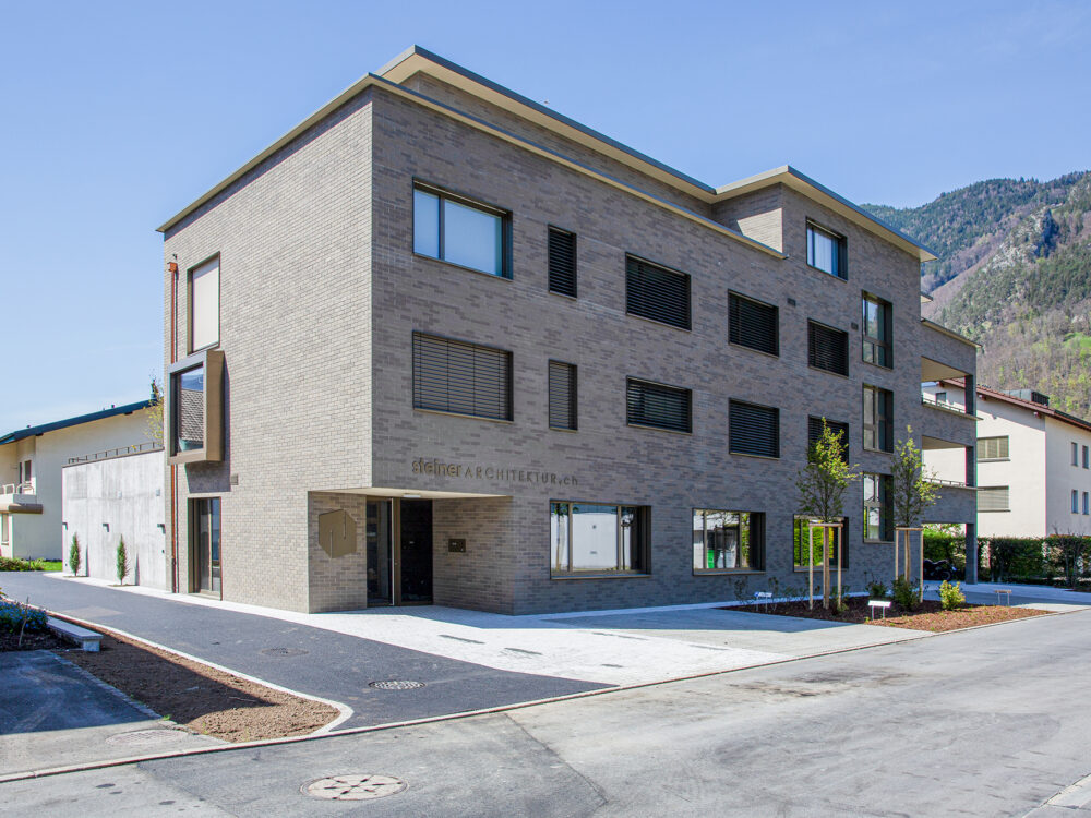 Mehrfamilienhaus in Brunnen